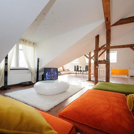 City Penthouse Mit Dachterrasse ไฟรบวร์กอิมไบรส์เกา ภายนอก รูปภาพ
